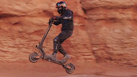 KuKirin G2 Master electric scooter side view highlighting its frame and wheel design
